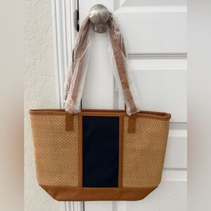 NEW Thirty-One Tan and Navy Woven Purse